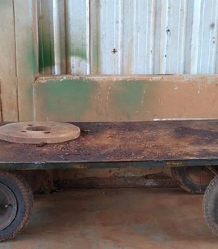 Carrinho de mão para Transporte de Peças