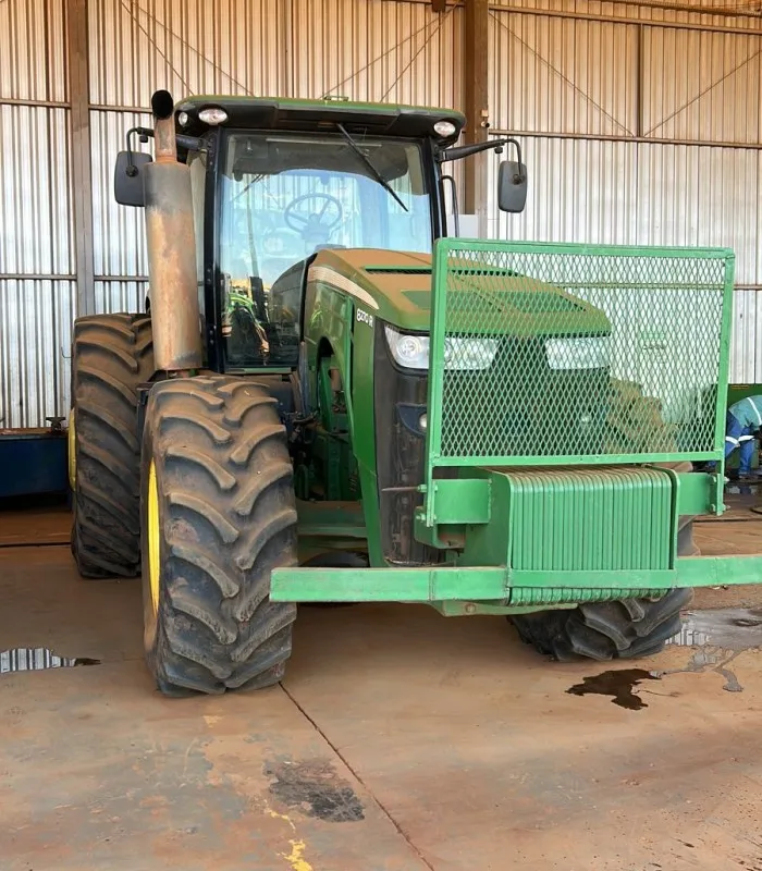 Trator JOHN DEERE 8270 R - ano 2017