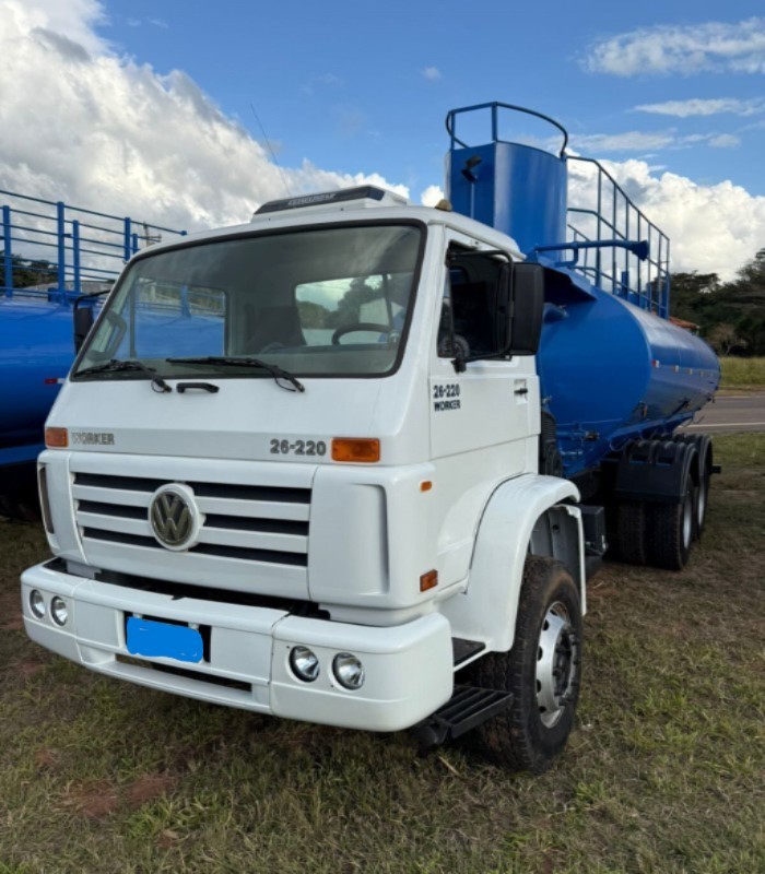 CAMINHÃO VW 26220 - ANO 2012