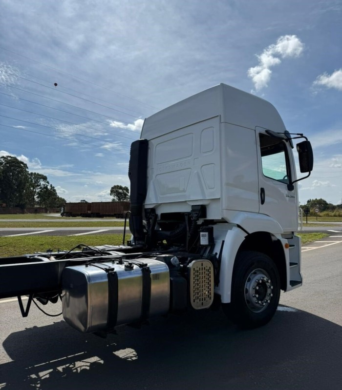 CAMINHÃO VW 26390 CONJUNTO